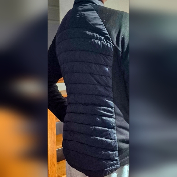 Ladies Thin Puffer Jacket - Picture 2 of 3
